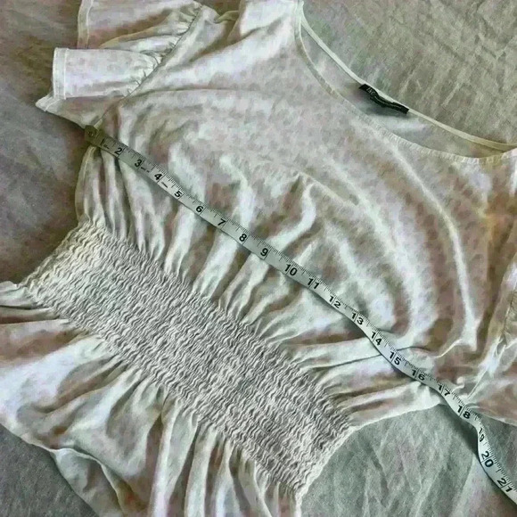 INC International Concepts NWOT Cotton printed smock waist top in light animal p - Picture 8 of 10